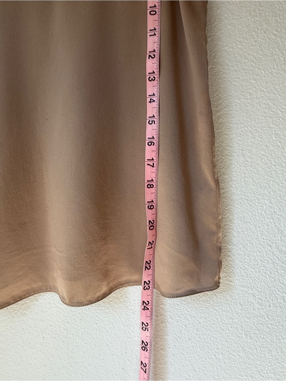 Vince 100% Silk Camisole Tank in Champagne - Small - GUC - Picture 7 of 7